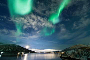 Aurora over the lake