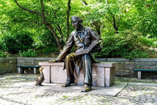 The bronze statue of Danish writer Hans Christian Andersen in Central Park, upper Manhattan, New York city, USA