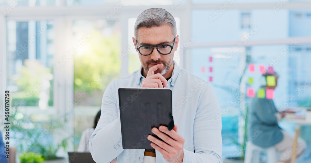 Aufkleber tablet, business man and thinking with startup web design and internet search for digital planning. 
