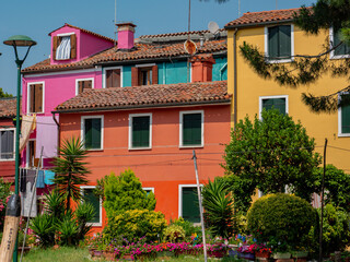 Fototapeta na wymiar houses in island, colorful houses, small town, pintoresc, village, Venice, Burano, Murano