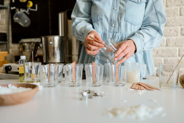 Process of making candles in a workshop