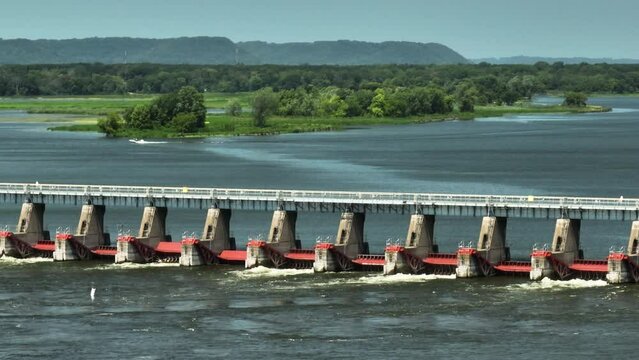 Telephoto shot of Lock and Dam and river located in Alma, Wisconsin and Kellogg