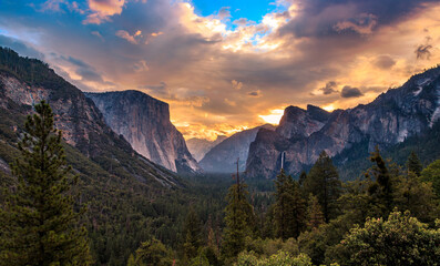 Dawn Light on Yosemite Valley, Yosemite National Park, California