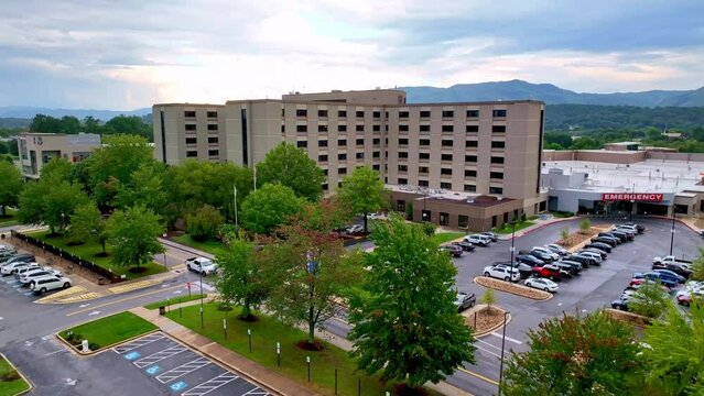 johnson city medical center low aerial push in in johnson city tennessee