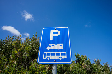 caravan parking sign in australia - obrazy, fototapety, plakaty