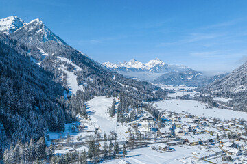 Herrlicher Winter im Tiroler Au&szlig;erfern bei Bichlbach