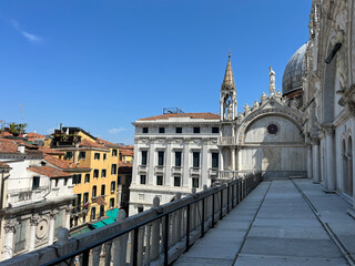 Naklejka premium Discovering the jewels of Venice