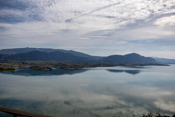 Fototapeta premium lake and mountains