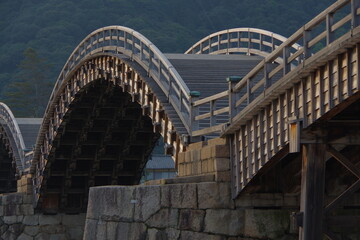 Fototapeta premium 木製の橋