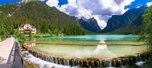 Foto op Canvas Most beautiful and scenic lakes of northern Italy. Lago di Dobbiaco in Val Pusteria, South Tyrol. Trentino-Alto Adige © Freesurf