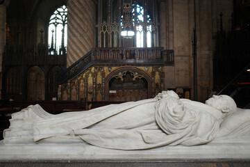 Durham, UK - July 12, 2023: Tomb and the Hatfield chantry in the choir of Durham Cathedral, England - obrazy, fototapety, plakaty