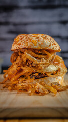 Comida hamburguesas panes burger sabor anillos cebolla muzzarella cheddar queso carne bastones papas fritas 