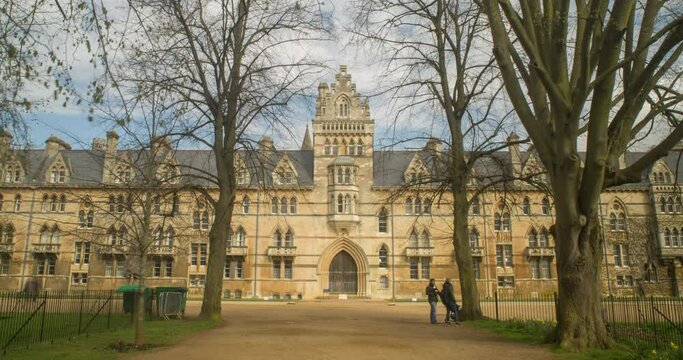 Timelapse of Christchurch college at Oxford University smoothly pulling out 
