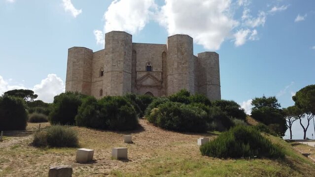 Castel del Monte. Puglia, Italy. Timelapse. Hyperlapse. 4K.
