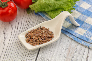 Dry Raw flax seed in the bowl