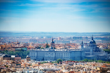 Obraz premium Cityscape panorama of Madrid city and Royal Palace