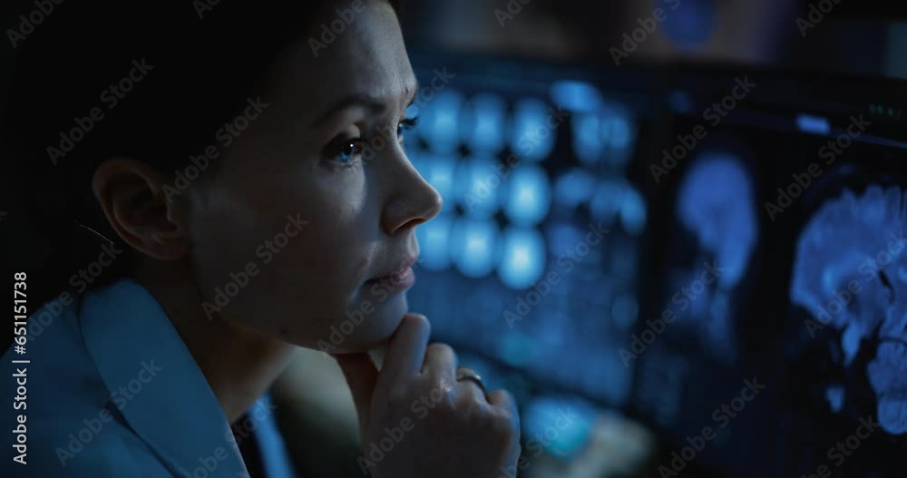 Poster medical hospital research lab: close up of professional neurologist analysing live ct scan to diagno