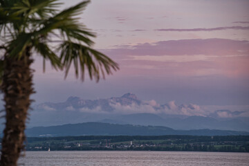 Bodensee, Blick zum Säntis am Abend