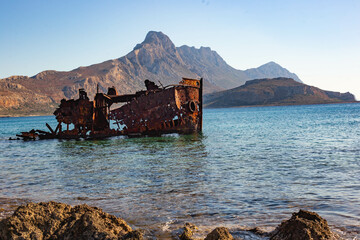 shipwreck on the island