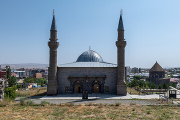 Fototapeta na wymiar Ulu mosque in the city of Kars, Turkey. A historic landmark in Eastern Turkey