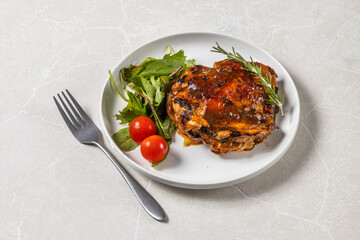 チキンステーキ　Chicken steak grilled outdoors 