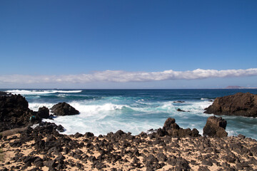 Fototapeta na wymiar The splendid coast in Fuerteventura 