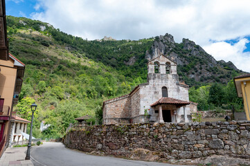 Fototapeta na wymiar Church of San Pedro, Pola de Somiedo. Asturias Spain