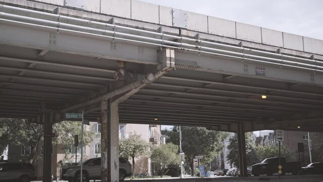 Brooklyn Queens Expressway in Greenpoint Tilt up traffic Day
