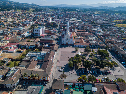 Elevated Elegance: Aerial Views of Ubat&eacute;, Cundinamarca