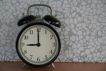 alarm clock against grey background - 651463322