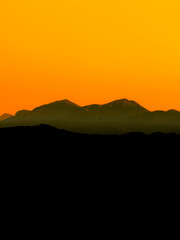 Silhouette del Monte Catria e Monte Acuto