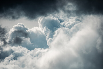 Infinite Horizons: Embrace the Sky's Canvas - Majestic Cloudscape