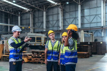 A cardboard factory manager assesses staff performance, guides improvement, bridges competency gaps