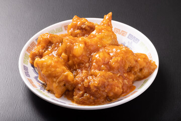 鶏の唐揚げ　チリソース