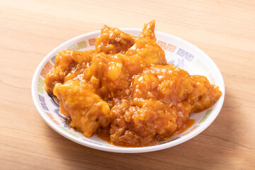 鶏の唐揚げ　チリソース