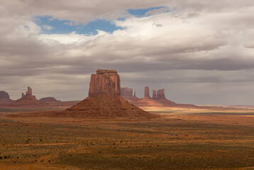 Fototapeta na wymiar Monument Valley state view