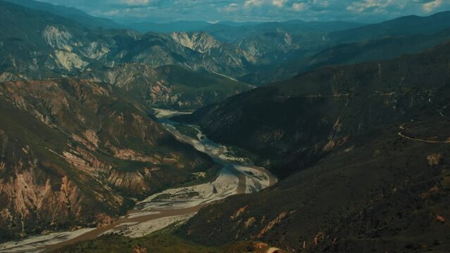 Ca&ntilde;&oacute;n del Chicamocha,  ubicado en Santander (Colombia)