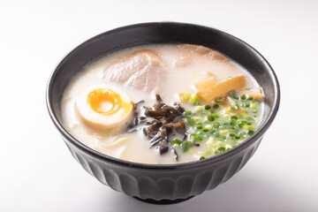 とんこつラーメン