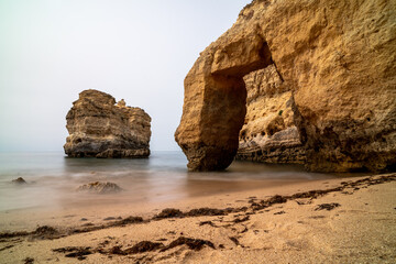 Fototapeta na wymiar Algarve Portugal 2023 Najpiękniejsze Wybrzeża Europy 
