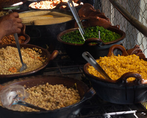 PREPARACIÓN DE ESQUITES EN EL PUEBLO MAGICO DE BERNAL EN QUERETARO MEXICO