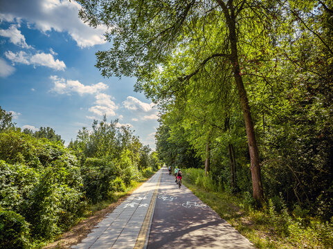 Bicycle route and pedestrian walkway along the Żerań Canal - a 17.3 km long water channel connecting the Vistula River with Zegrzyński Lake, Poland