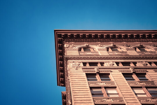 Fototapeta Ornate historic building details seen from New York City