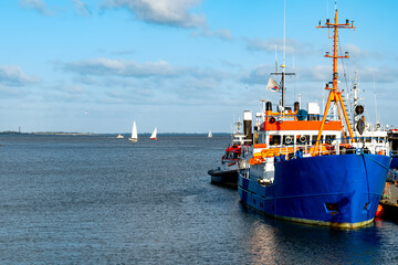 Nassau harbor and old outer harbor in Wilhelmshaven, Germany - Südstrand mit Nassauhafen und Altem...