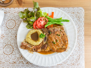 pepper steak made from pork and bone
