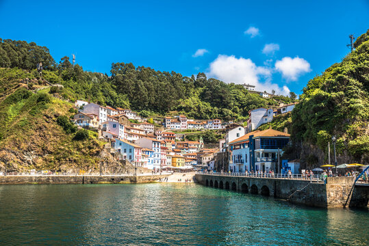 Cudillero en Asturias, Espa&ntilde;a