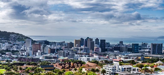 Papier Peint photo Montagne de la Table Panorama shot of Cape Town city centre with dramatic sky, Cape Town, South Africa