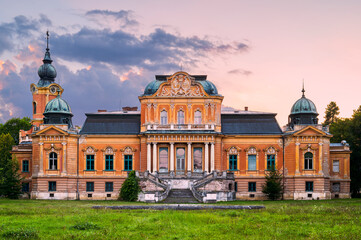 Neo-baroque mansion in Spišský hrhov (Slovakia)