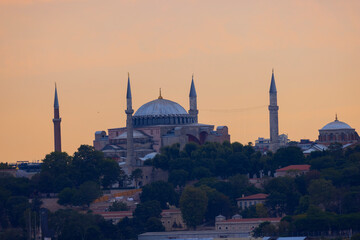 Fototapeta na wymiar Istanbul's historical peninsula, the most beautiful landscape photos