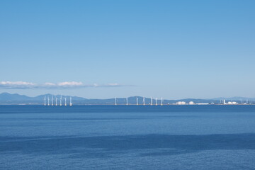 石狩湾の風力発電の風車