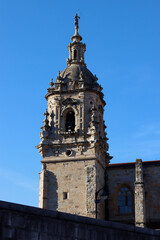 Fototapeta na wymiar Church in the city of Bilbao